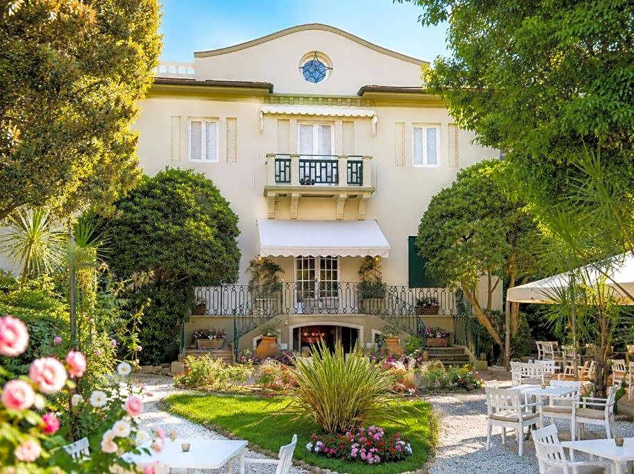 Hotel Club I Pini - Boutique Hotel & Residenza d'Epoca