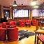 A la Maison Rouge Hotel & Restaurant