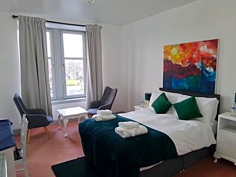 Deluxe Double Room with Shower