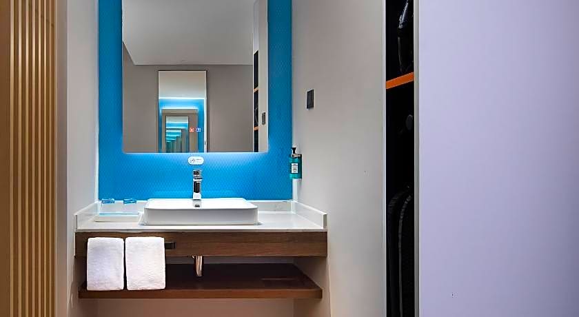 Holiday Inn Express Changsha South Railway Station By IHG