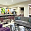 La Quinta Inn & Suites by Wyndham Snellville - Stone Mountain