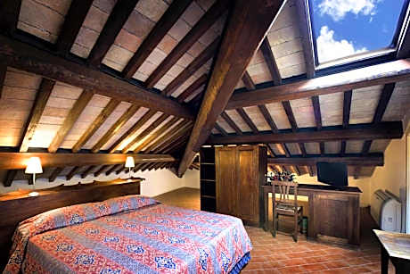 Classic Double or Twin Room