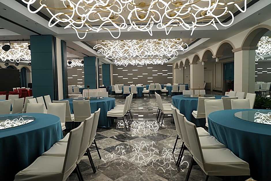 Novotel Nantong Center