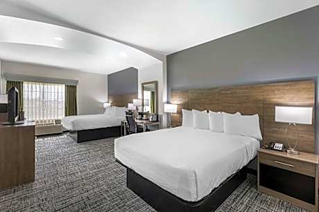 Large Queen Room with Two Queen Beds - Non-Smoking