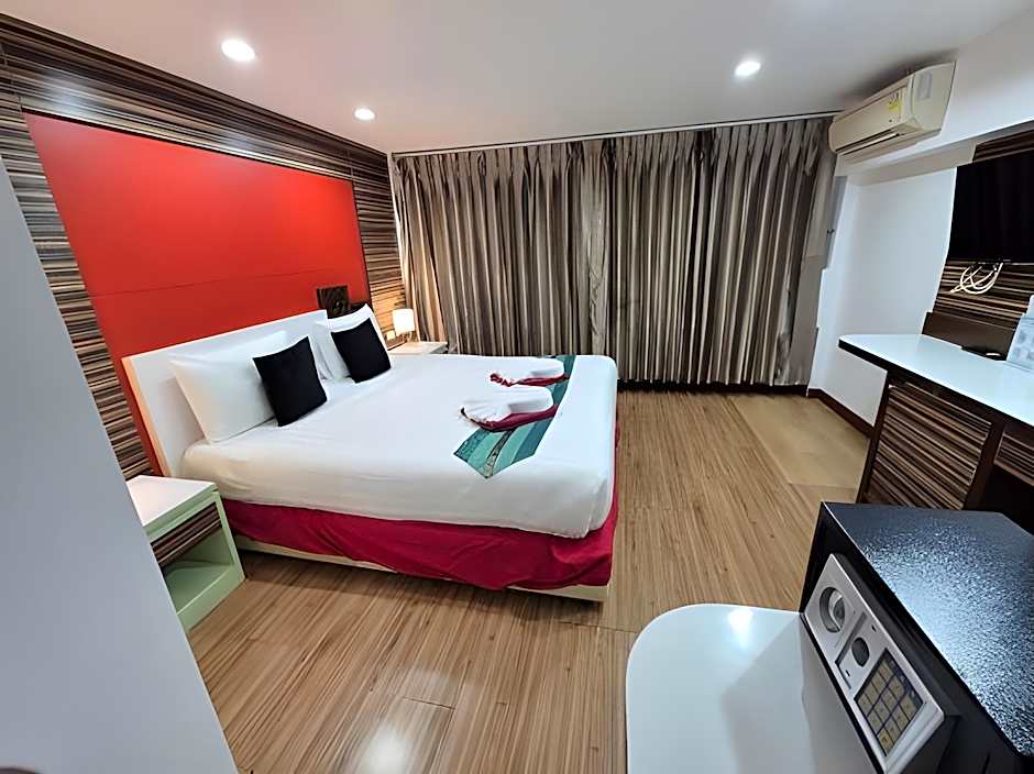 Patong Max Value Hotel