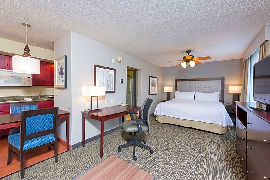 Homewood Suites By Hilton Bloomington