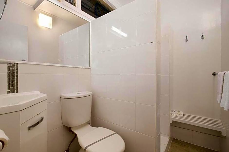 South Gladstone Motel