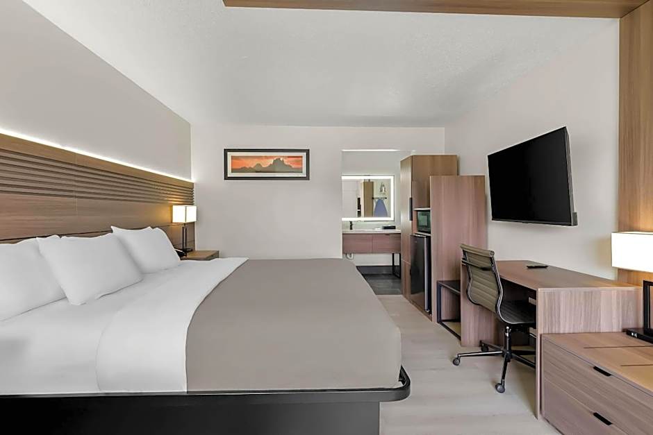 Quality Inn & Suites