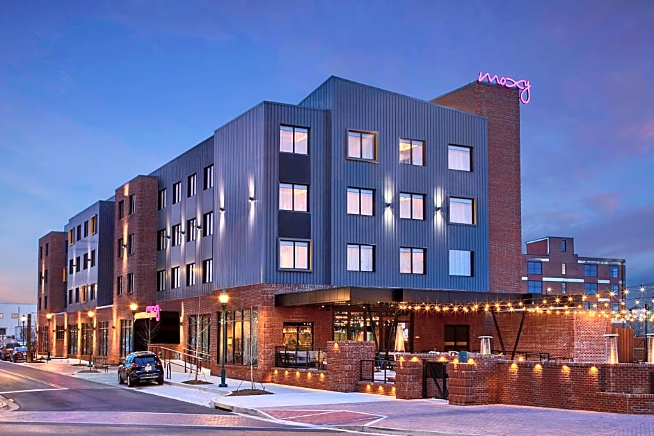 Moxy by Marriott Chattanooga Downtown