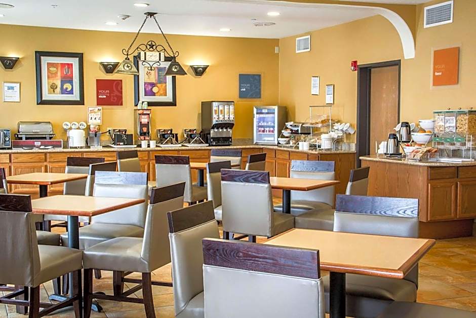 Comfort Suites Near Seaworld