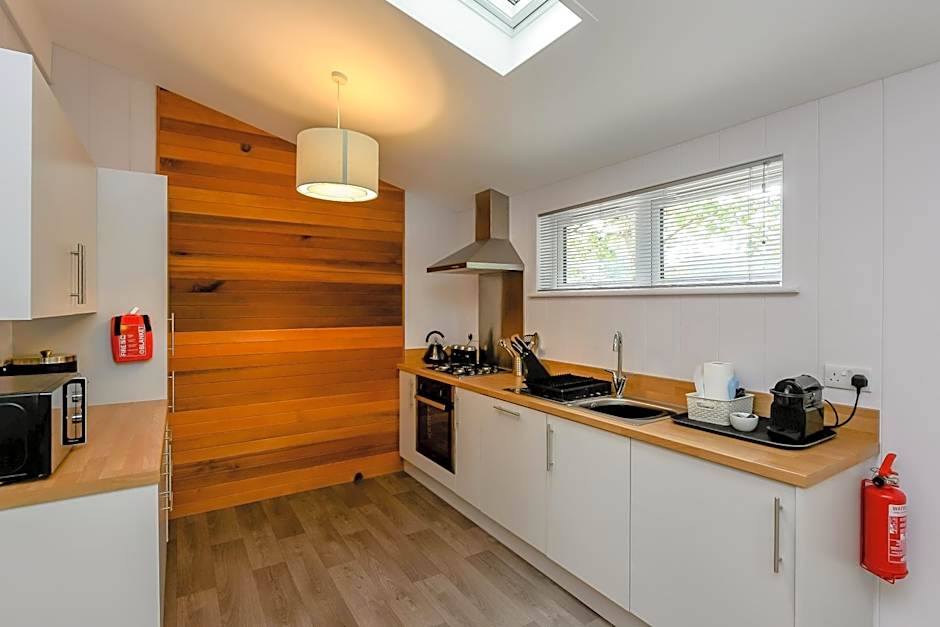 Woolverstone Marina and Lodge Park