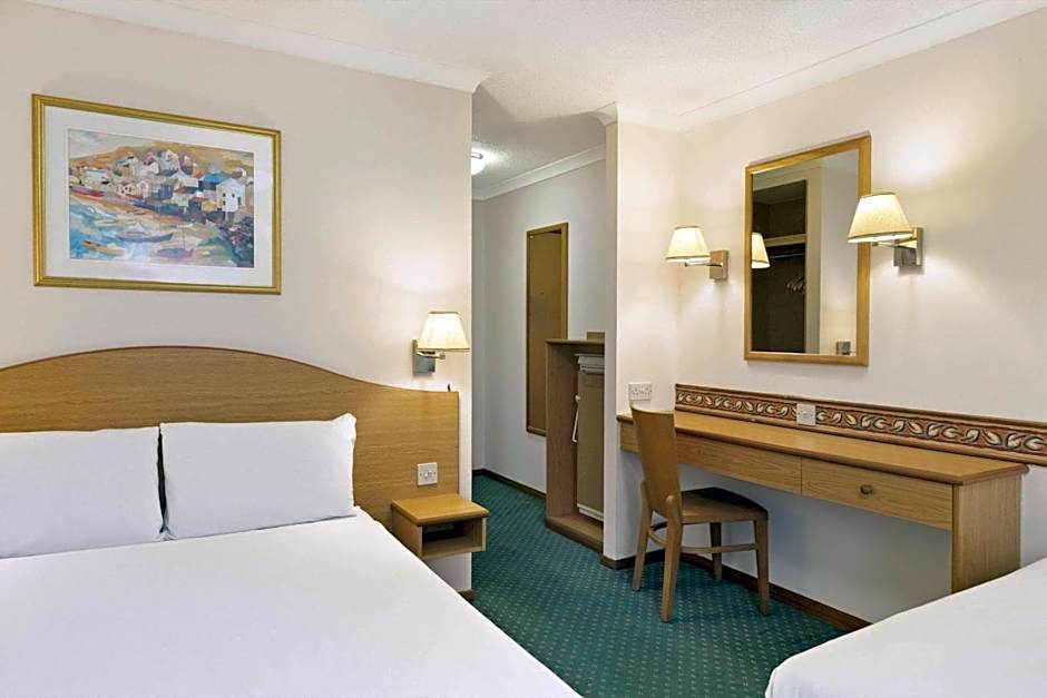 Days Inn by Wyndham Leicester Forest East M1