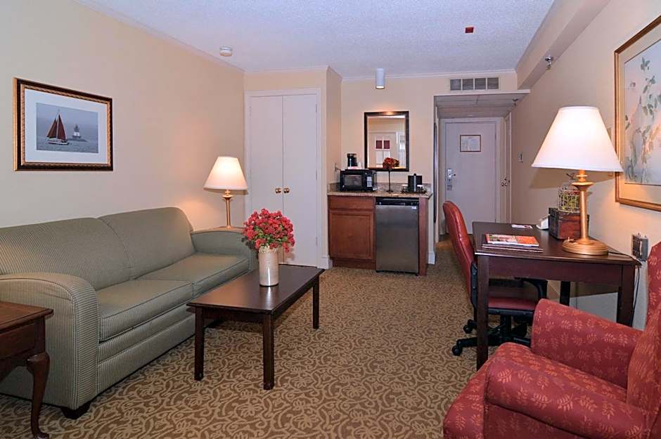 Ramada by Wyndham Seekonk Providence Area