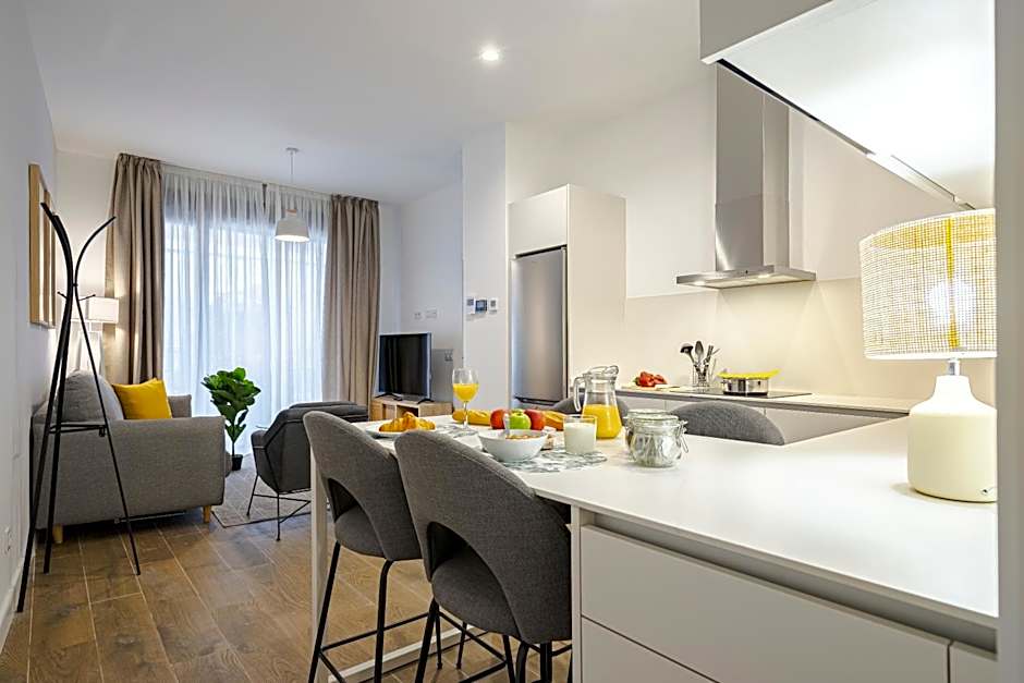 Feelathome Castilla Apartments