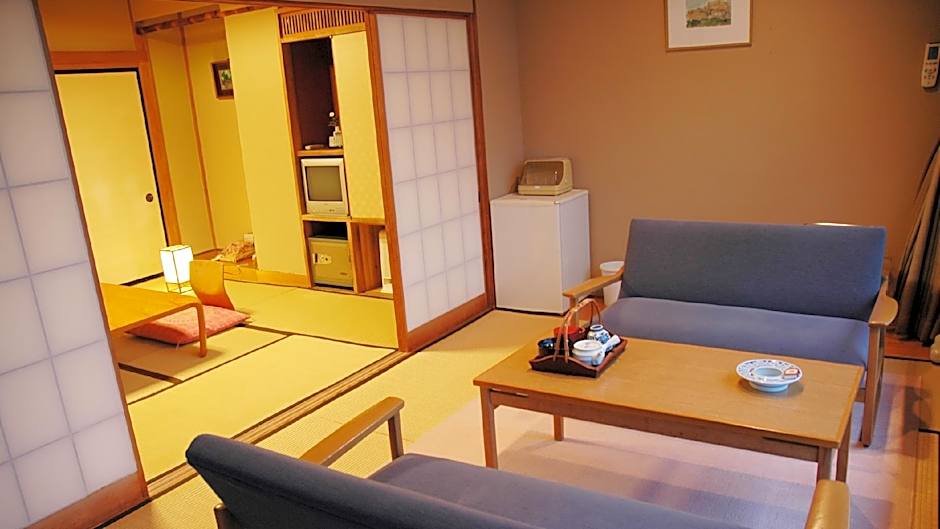 Wakaki Ryokan