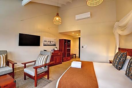 Deluxe Suite Double