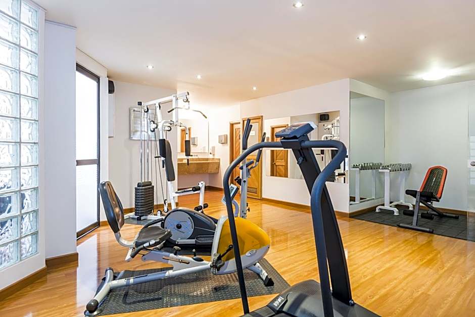 Travelers Fontana Plaza