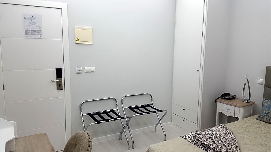 Grande Pensao Residencial Alcobia