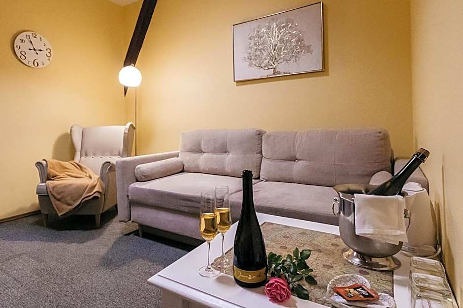 Jaunmoku Palace Complex Hotel