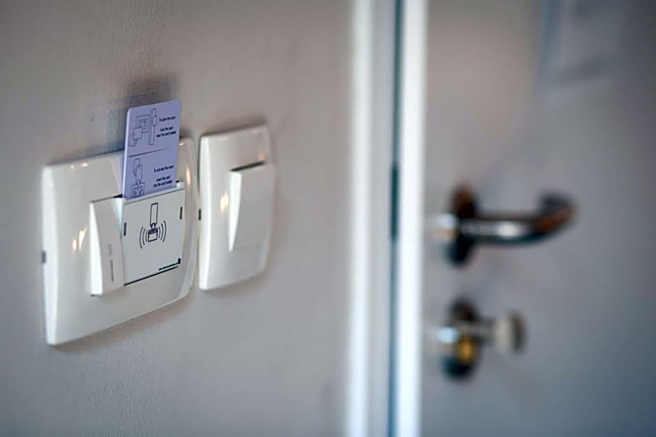 SUBTUB Hostel Makarska