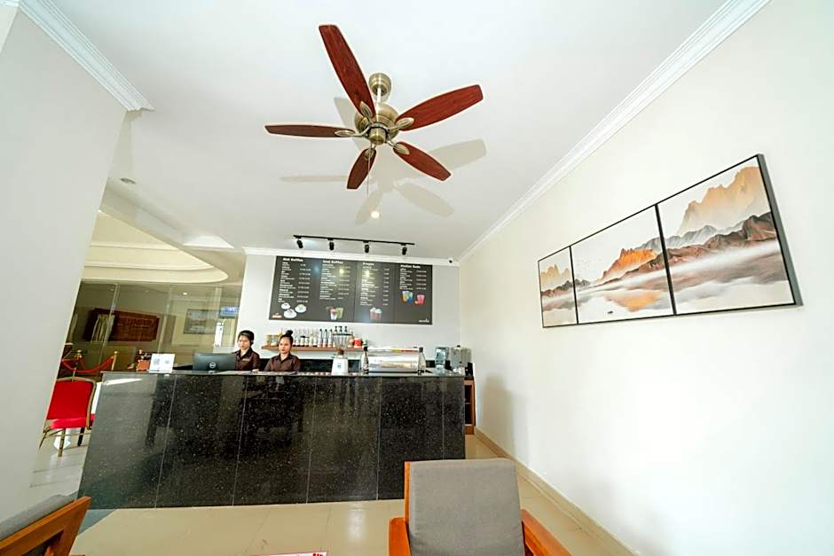Pursat Riverside Hotel & Spa