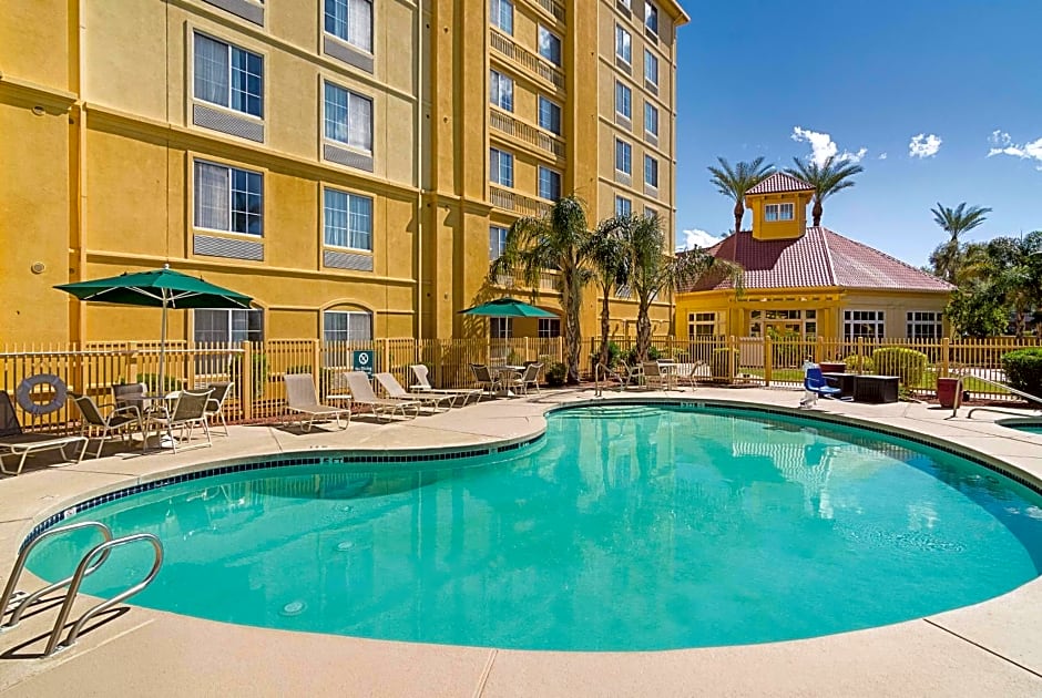 La Quinta Inn & Suites by Wyndham Phoenix Mesa West