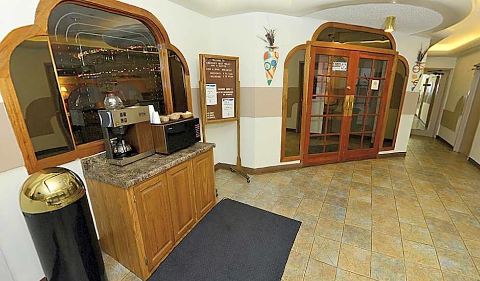 Howard Johnson by Wyndham Benton Harbor