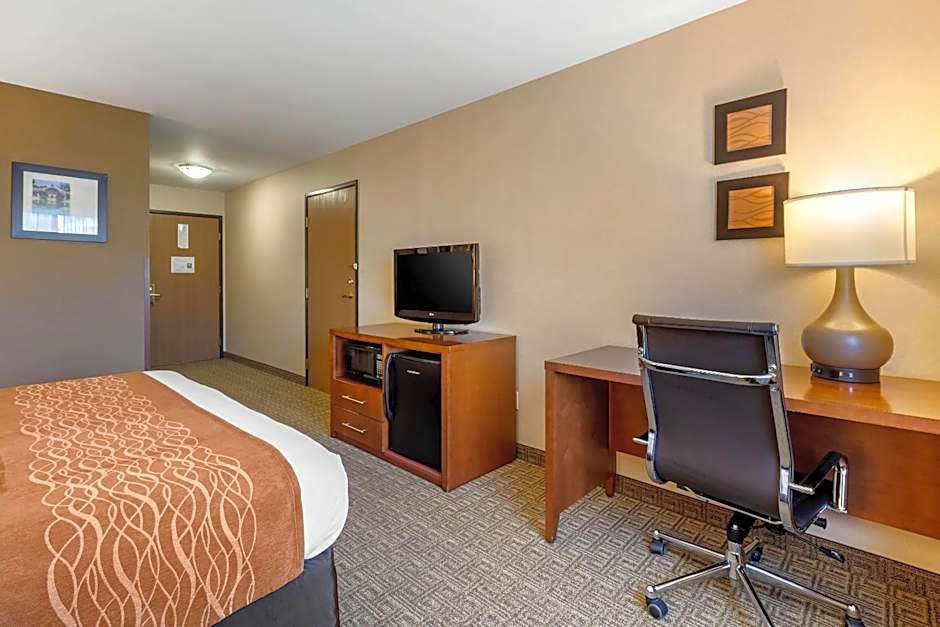 Comfort Inn & Suites Murrieta Temecula Wine Country
