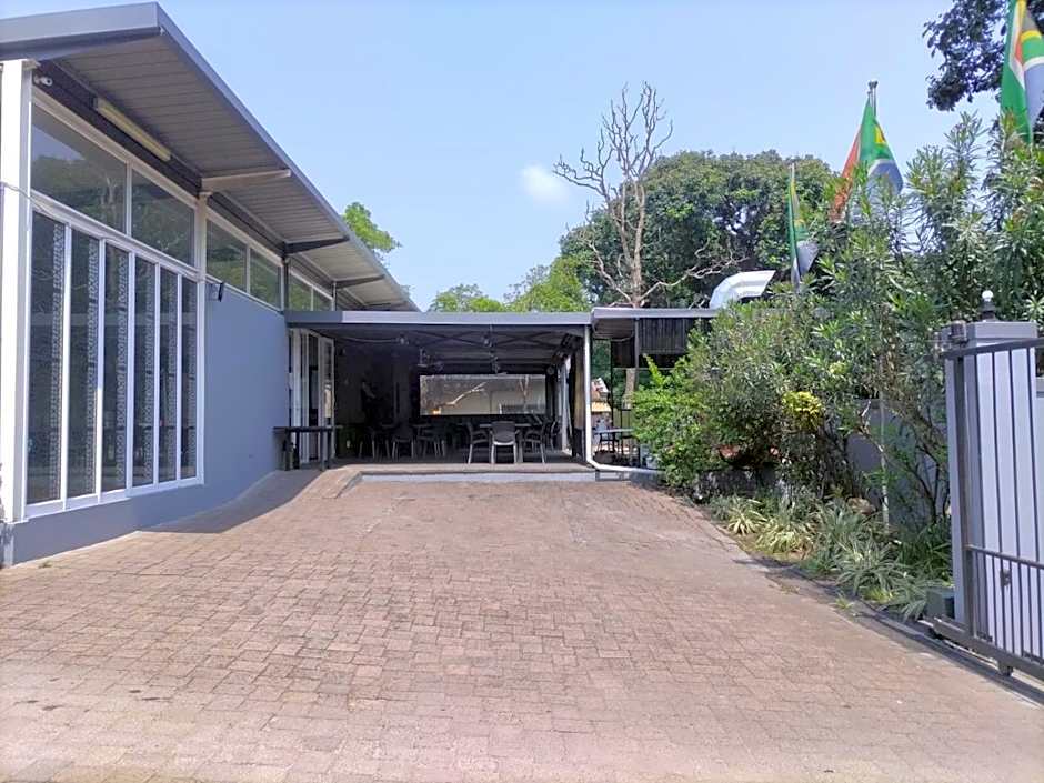 Essenwood Park Hotel