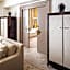 Prince de Galles, a Luxury Collection hotel, Paris