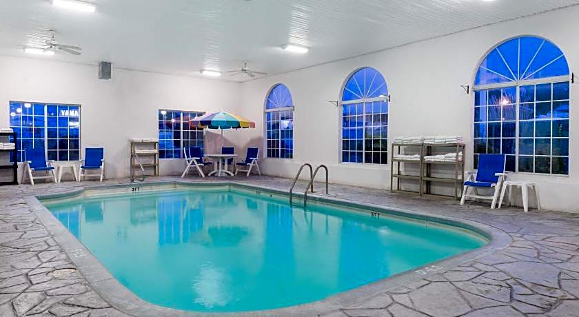 Baymont by Wyndham Osage Beach