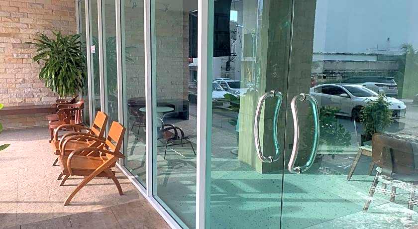 S2S Queen Trang Hotel