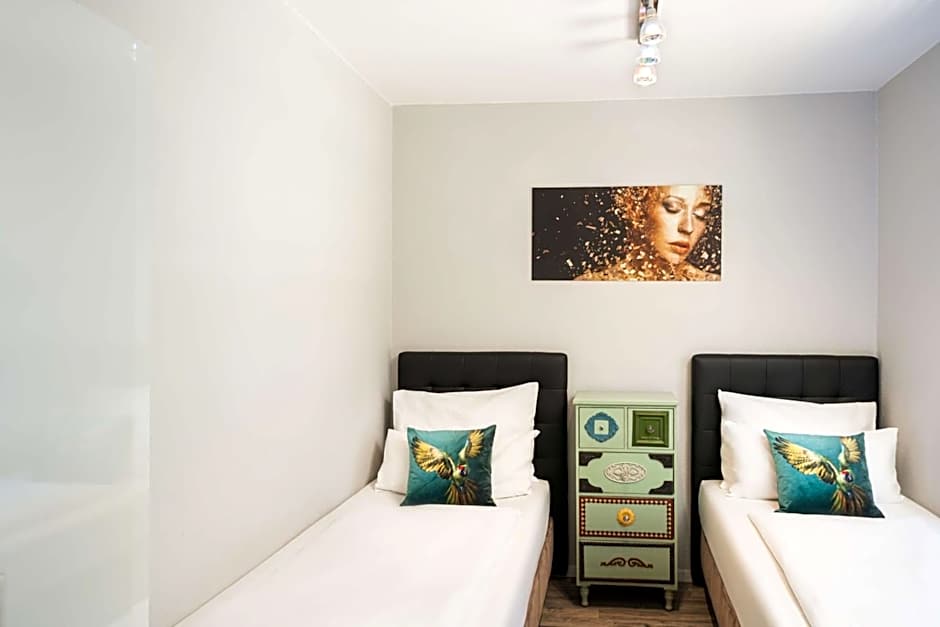 Photo 1 of 10 of Quadruple Room