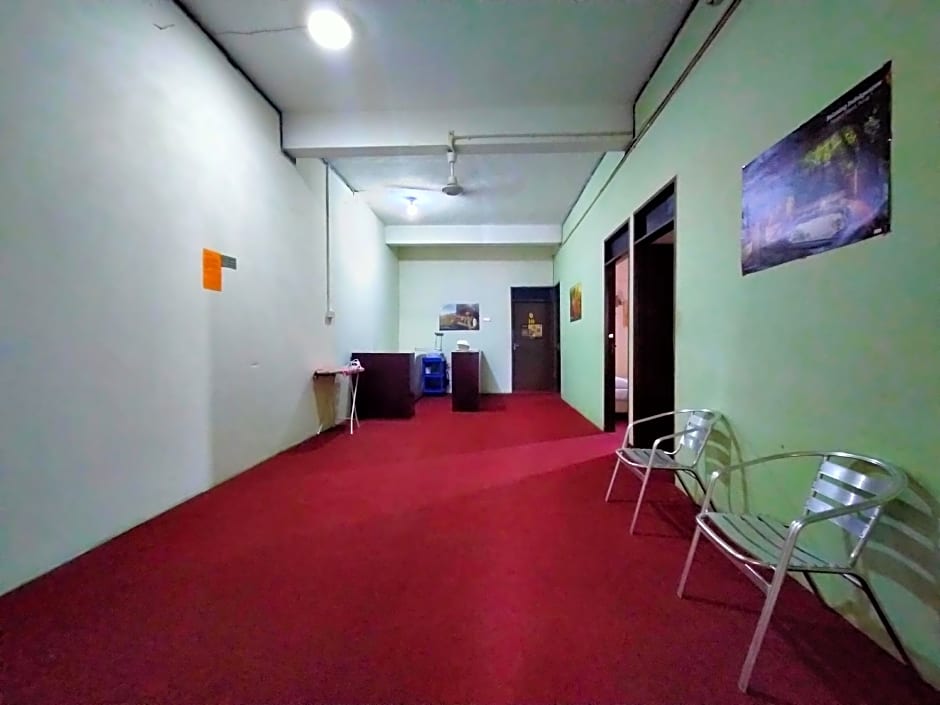 SPOT ON 89994 RZ Gold Hotel