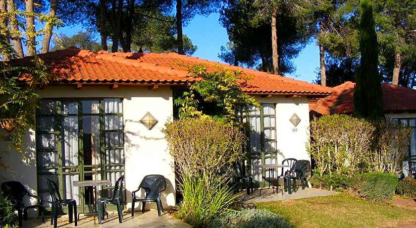 Shoresh Green Hills Hotel