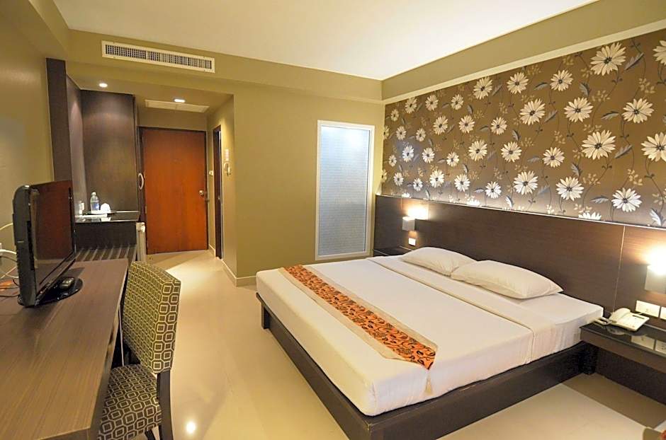 Welcome Plaza Hotel