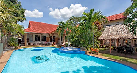 Honeymoon Suite with Spa Bath