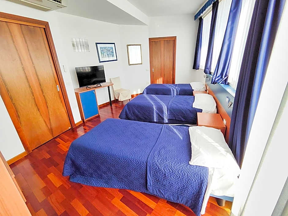 Photo 1 of 5 of Triple Room