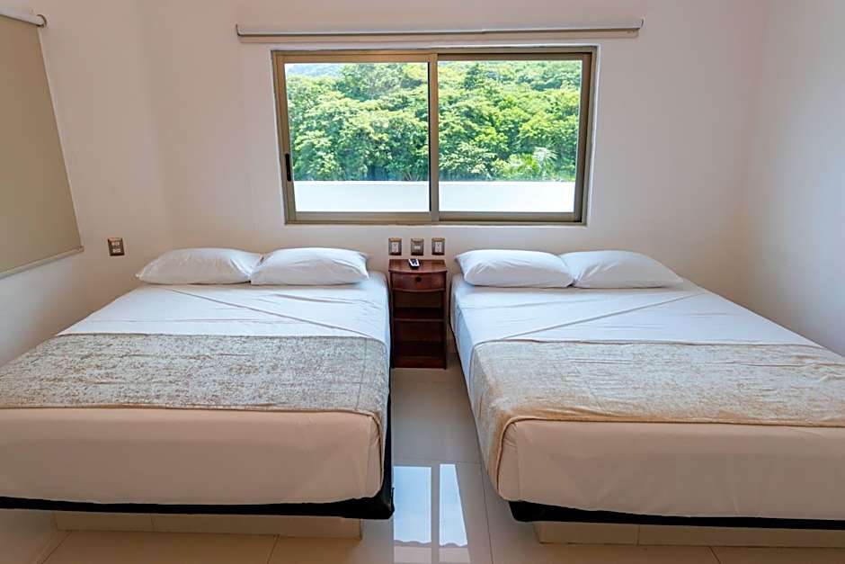 LA LOMA SUITES