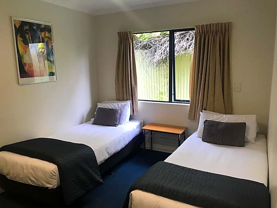 Claremonte Motor Lodge