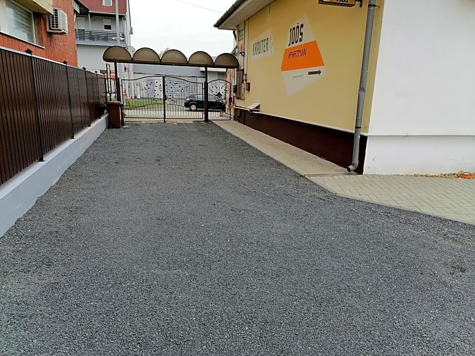Joós Apartman