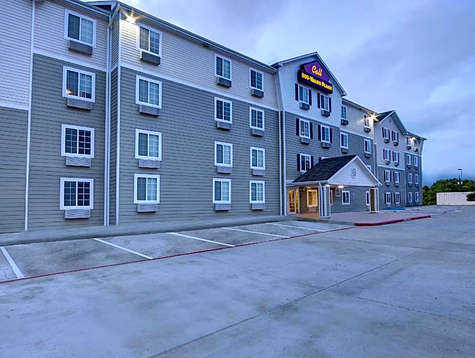 WoodSpring Suites Houston La Porte