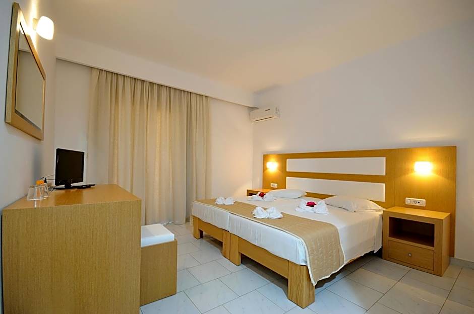 Summer Village of Hippokrates - Adults only