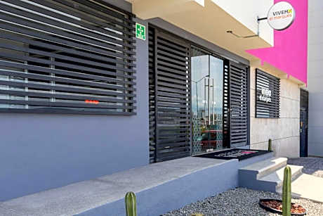 Hotel Estancias VIVE MX el marques Queretaro, Trademark