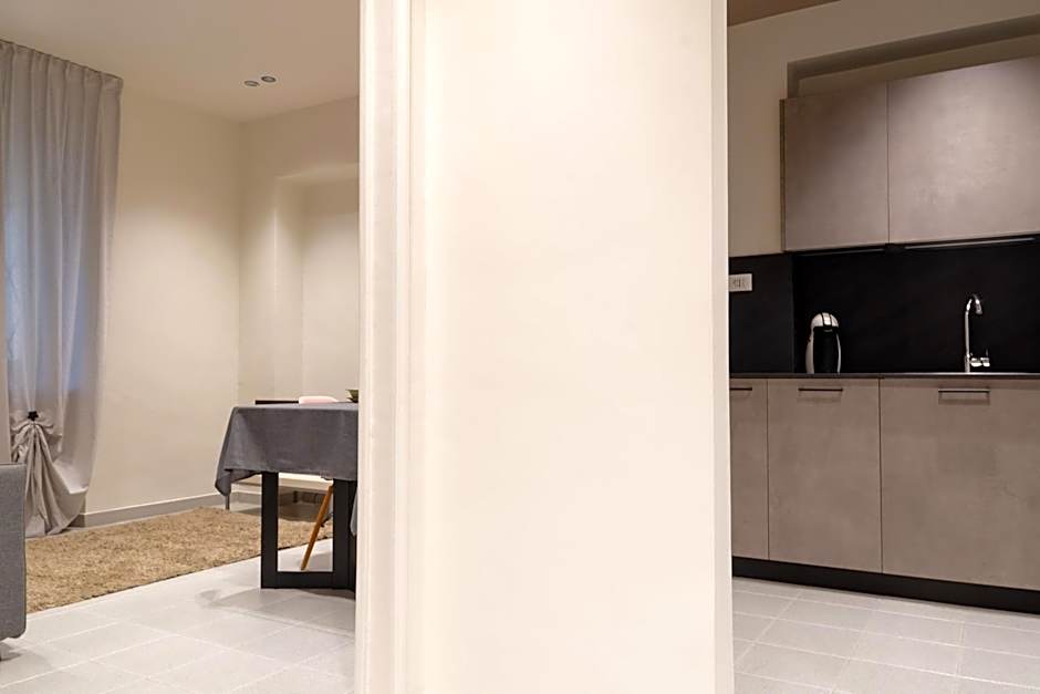 Bertola 17, centrale, stazione by HAPPYHOSTORINO