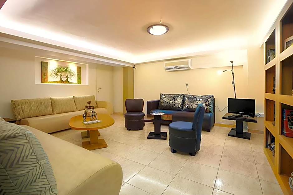 City Life Port Hotel