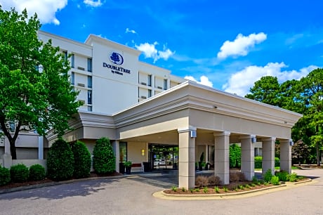 DoubleTree by Hilton Raleigh Midtown