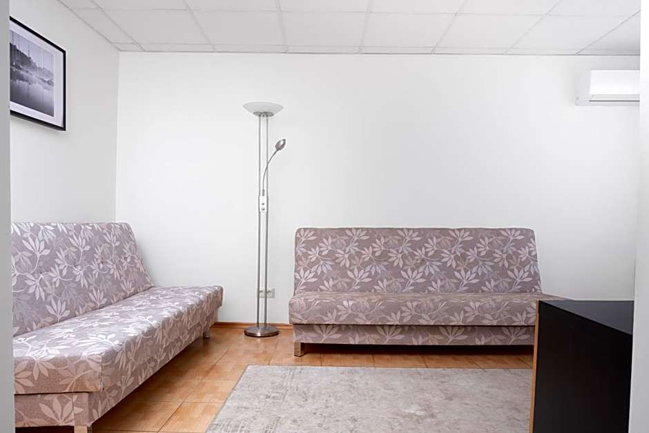 KAUNO JACHTKLUBAS Baltosios Burės