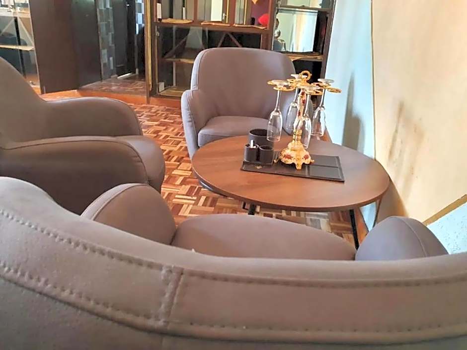 The VIP Luxury Lounge