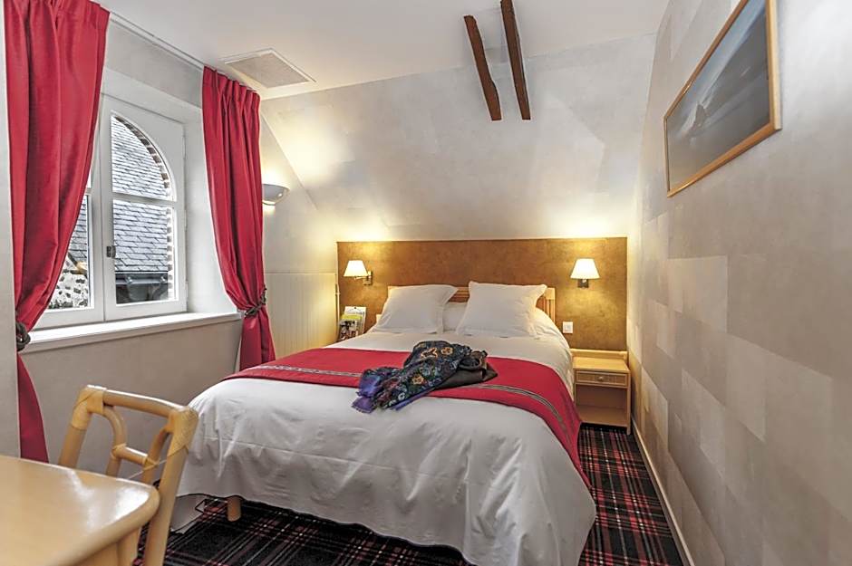 Photo 1 of 4 of Standard 1 Double Bed or 2 Beds